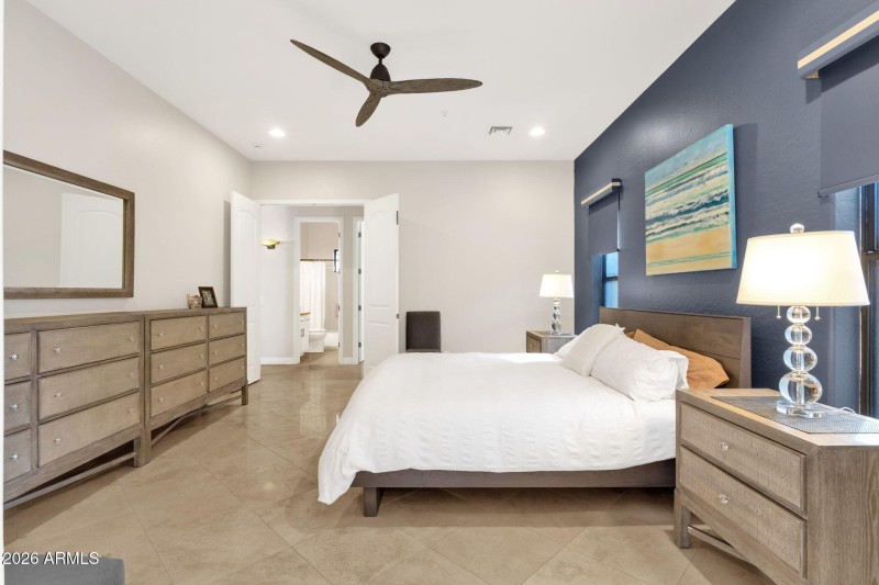 9718 E Inglewood Circle