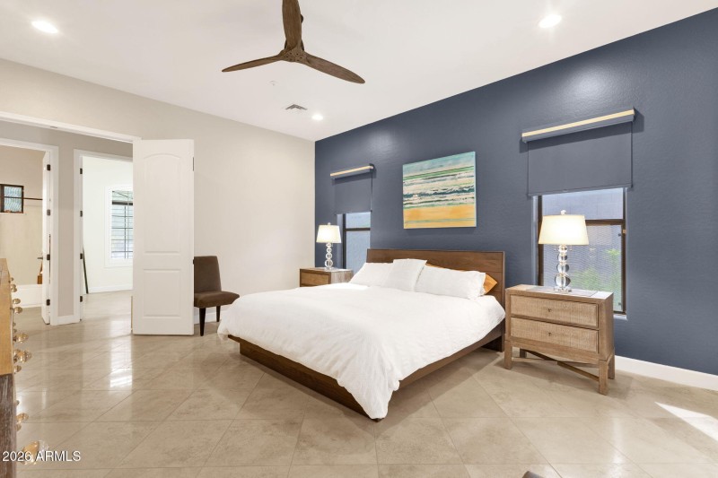 9718 E Inglewood Circle