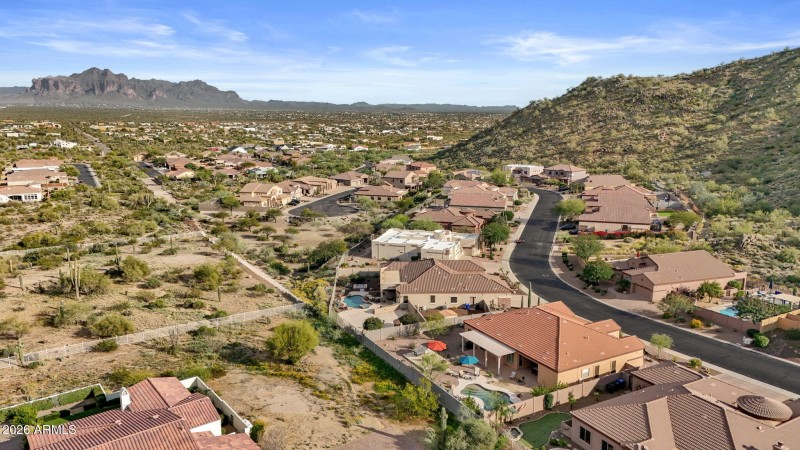 9718 E Inglewood Circle