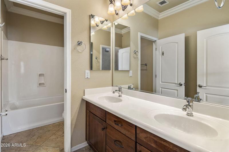 24-web-or-mls-IMG_6890