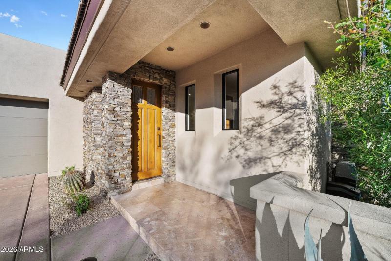 Casita Entry