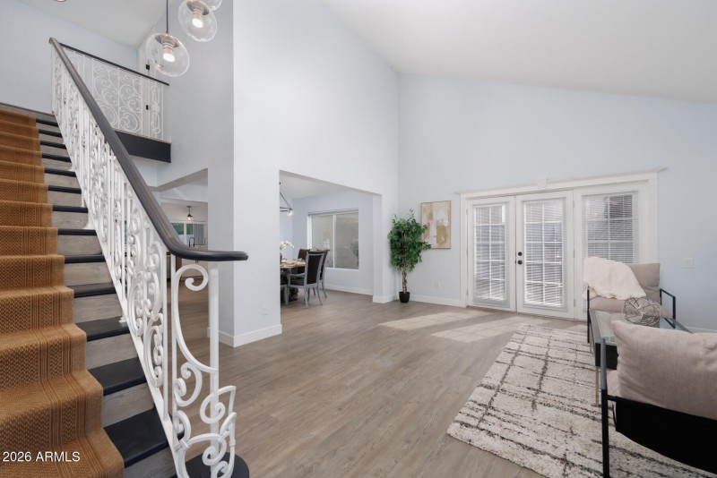 E Northshore Dr (1506)-17