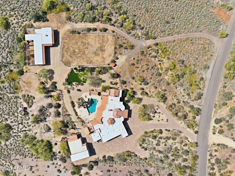 6601 E Willow Springs Ln N