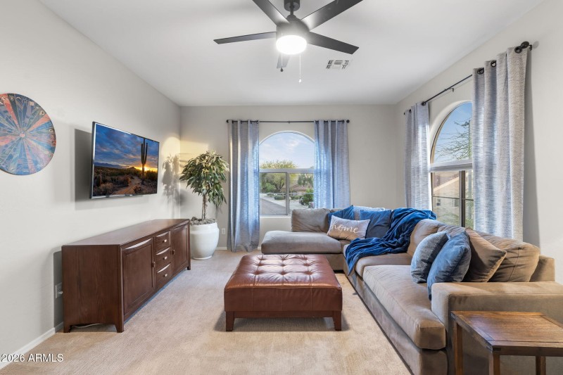 Bedroom 5/Flex Space