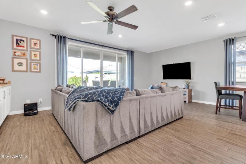 9810 E Research Ave-11