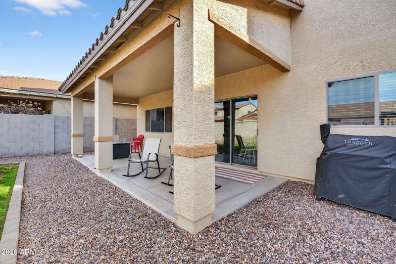 53-web-or-mls-54W Dragon Tree Ave