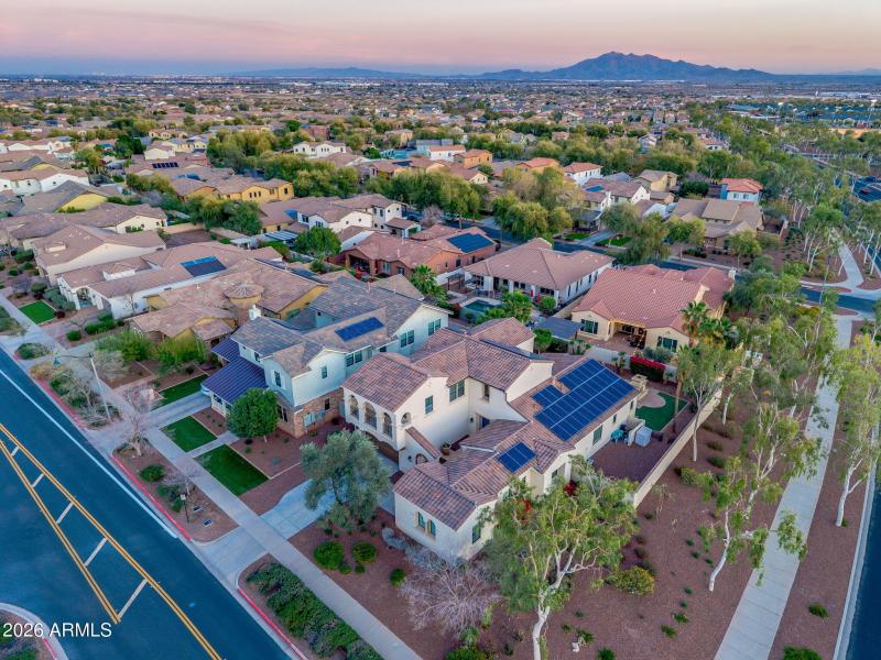 76-web-or-mls-ext-27