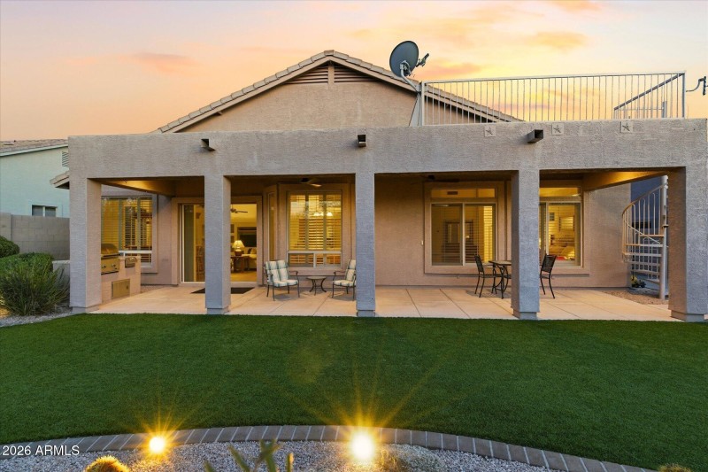 Built-In BBQ & Seating Areas