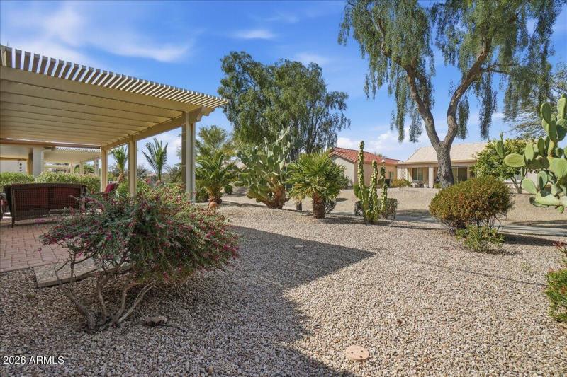 32-2424 E Hancock Trail_RedHogMedia