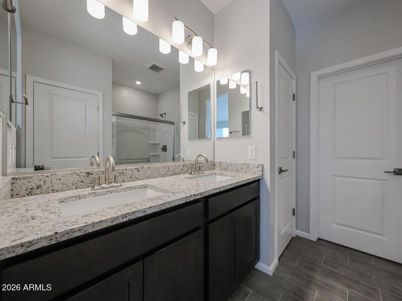 18_CCS-Radiant-Superstition-Vista_New-Ho