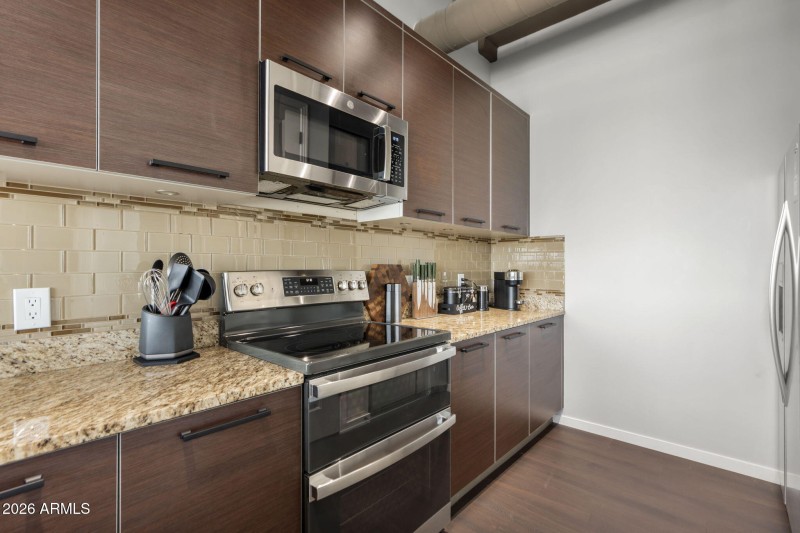 Kitchen + New Appliances