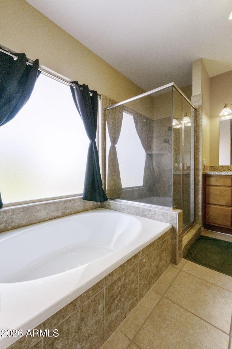 25-web-or-mls-DLB_7640