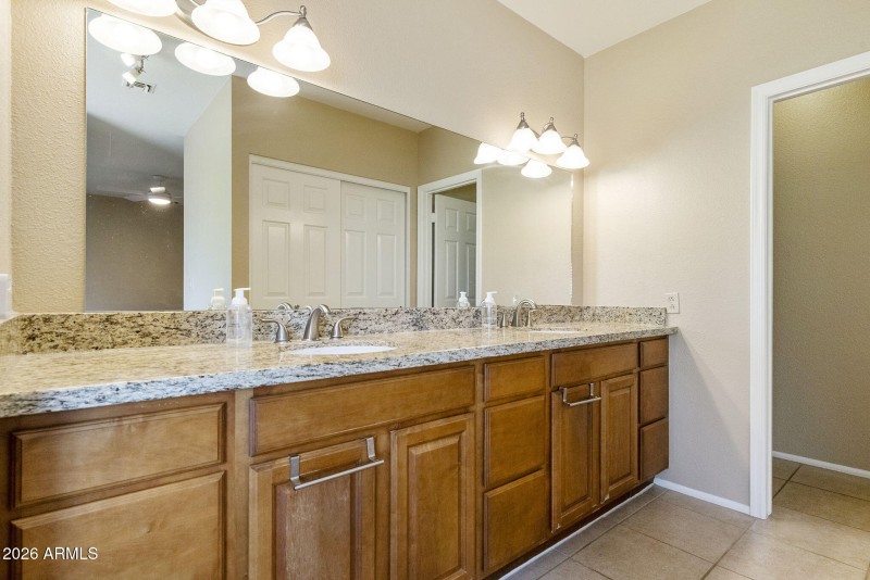 26-web-or-mls-DLB_7641