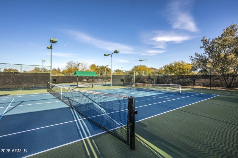 056_Tennis Courts