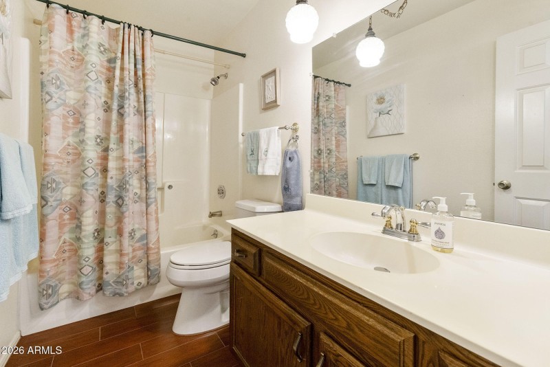 Guest Bathroom – Vanity