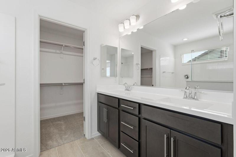 hj-az-phoenix-parkside-villas-cc-em3-lot