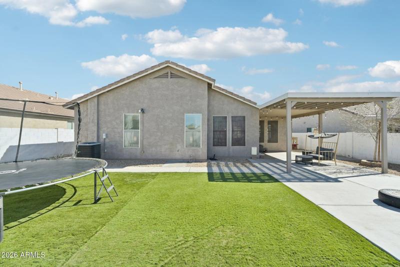 32-web-or-mls-N Vine Ave-S2102-032