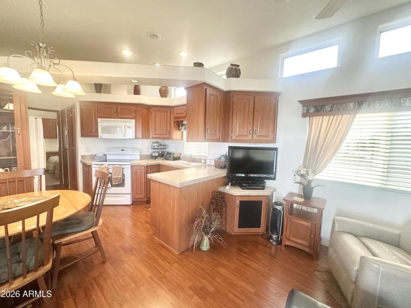 GORGEOUS FLOORING & CABINETRY