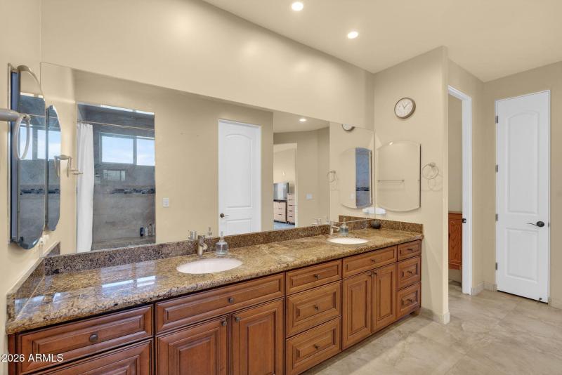 Primary Bathroom – Dual Vanity