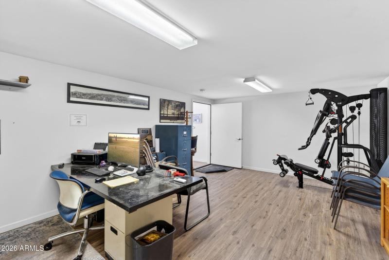 RV Garage Bonus Room/OfficeWorkshop