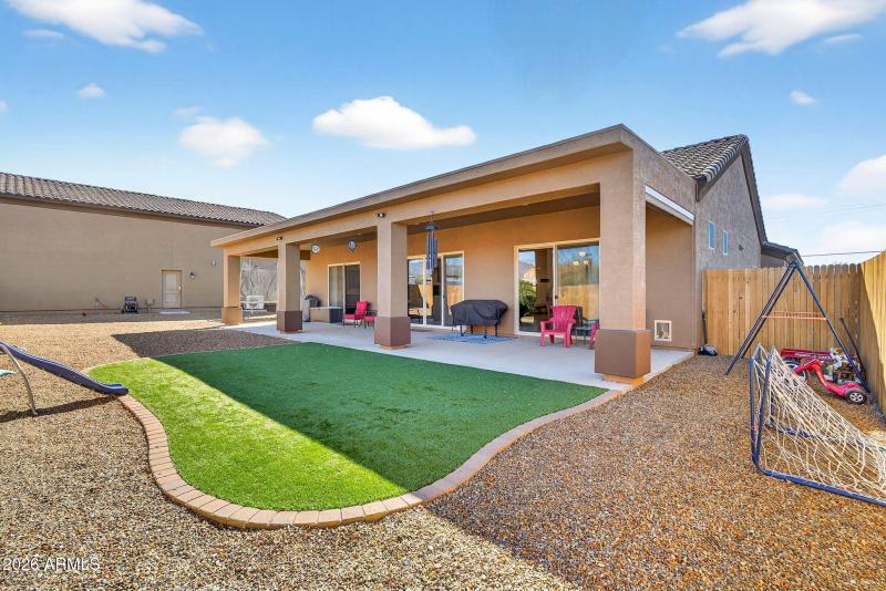 Backyard – Artificial Turf Area