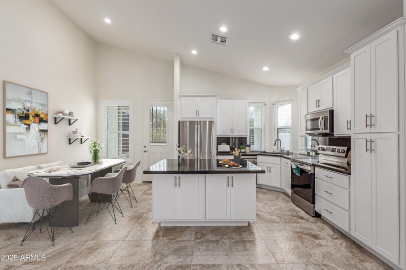 Kitchen and Eat in Space (1)