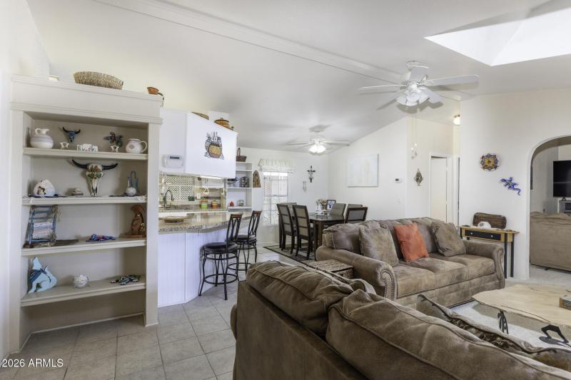 450 W Sunwest Dr Lot 190 - Foyer