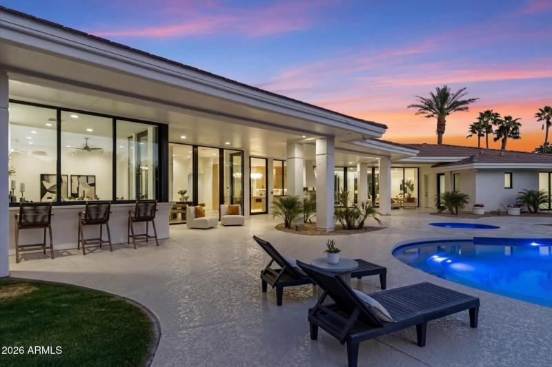 Outdoor Entertaining Area