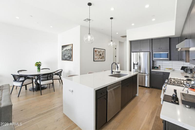 5151 N 13th Pl Unit 5-31