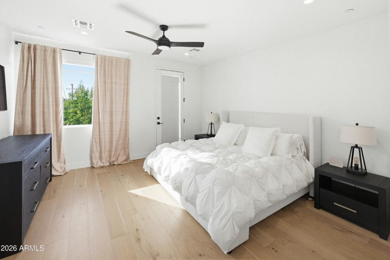 5151 N 13th Pl Unit 5-4