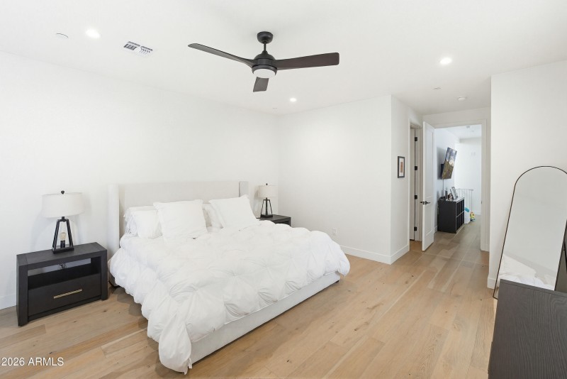 5151 N 13th Pl Unit 5-7