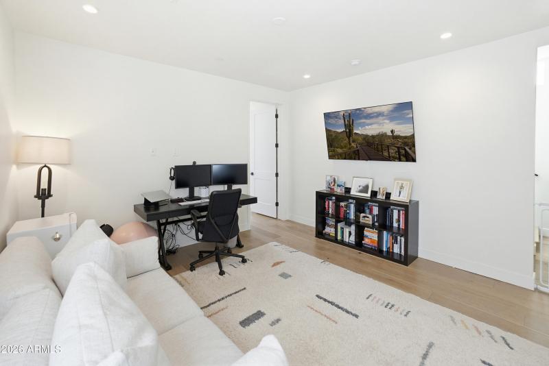 5151 N 13th Pl Unit 5-17