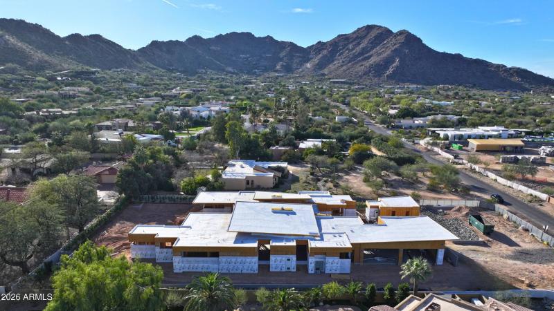 Towards Mummy Mountain