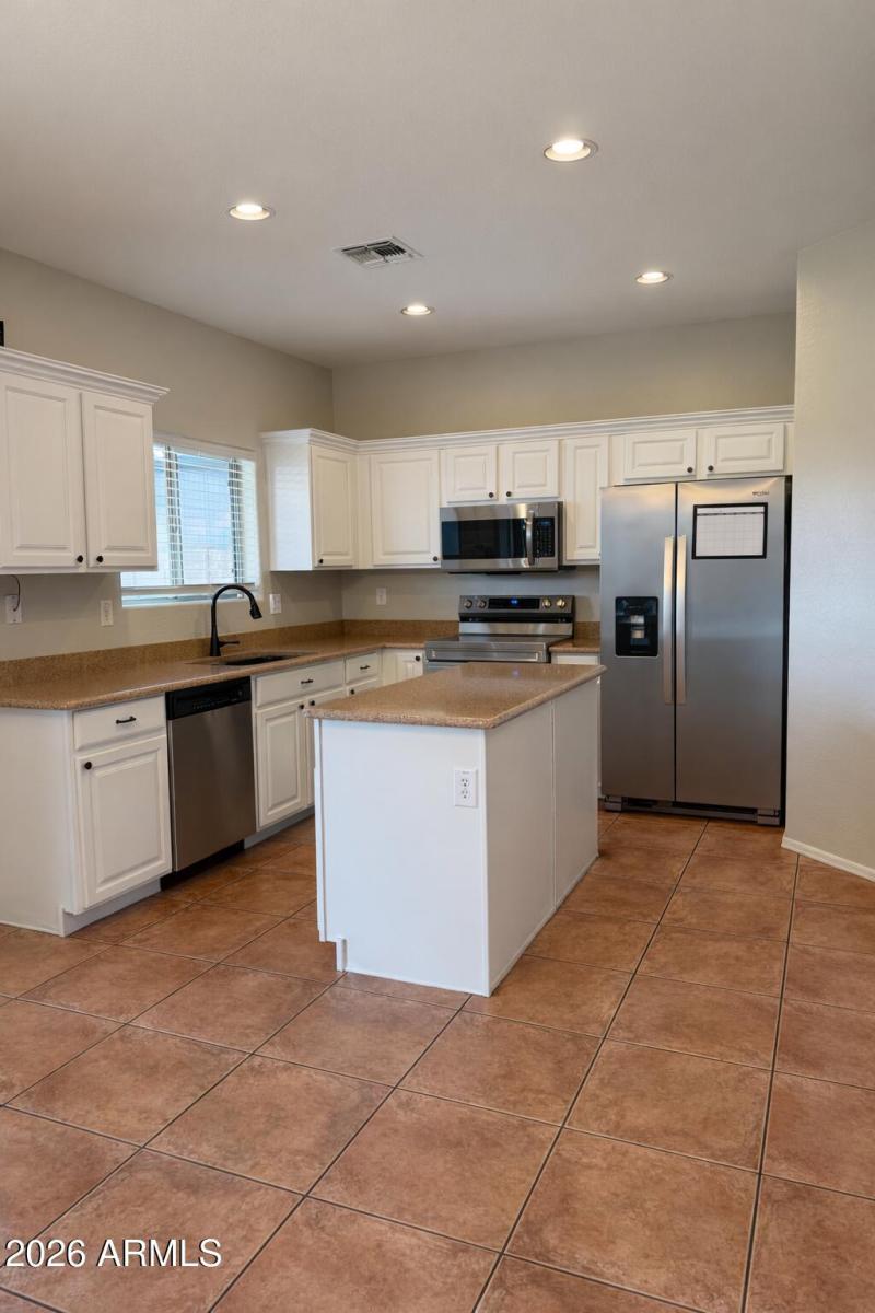 7CAA50BE-EB4B-4AFE-8223-A53B75EAED4B