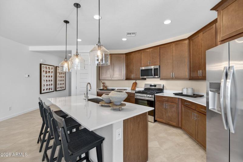 10-web-or-mls-43S 83rd Cir