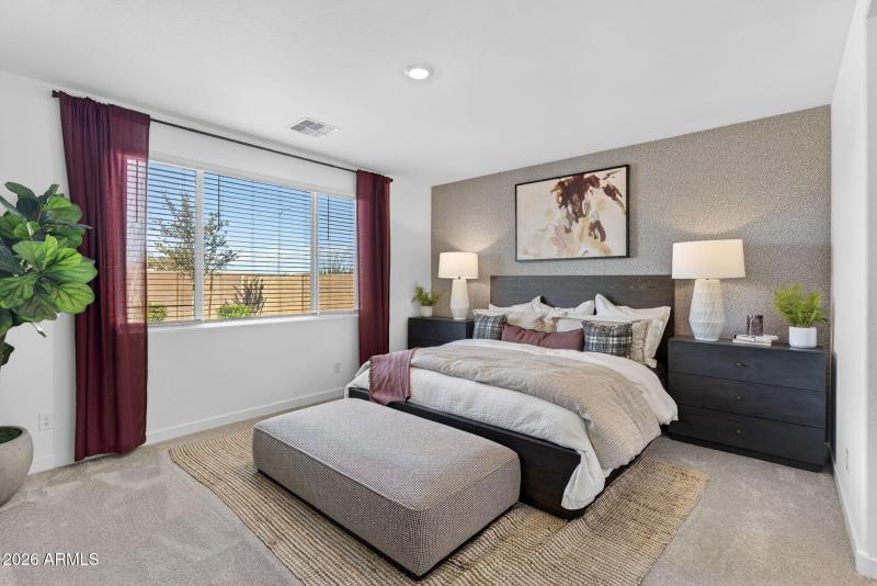 21-web-or-mls-57S 83rd Cir