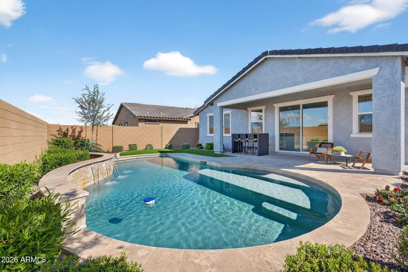 44-web-or-mls-76S 83rd Cir