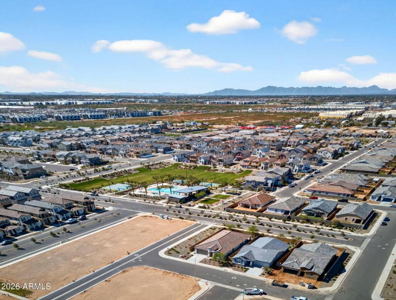 69-web-or-mls-22S 83rd Cir