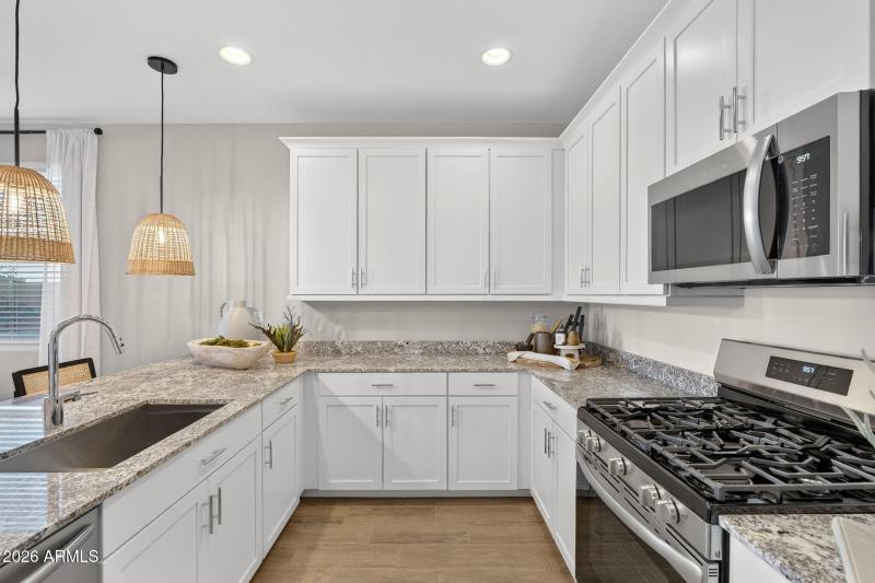 10-web-or-mls-10-web-or-mls-56S 83rd Cir