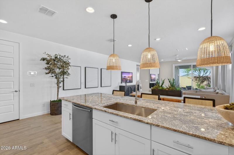 11-web-or-mls-11-web-or-mls-59S 83rd Cir