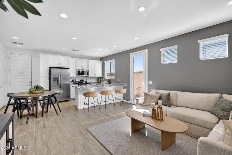 17-web-or-mls-17-web-or-mls-83S 83rd Cir