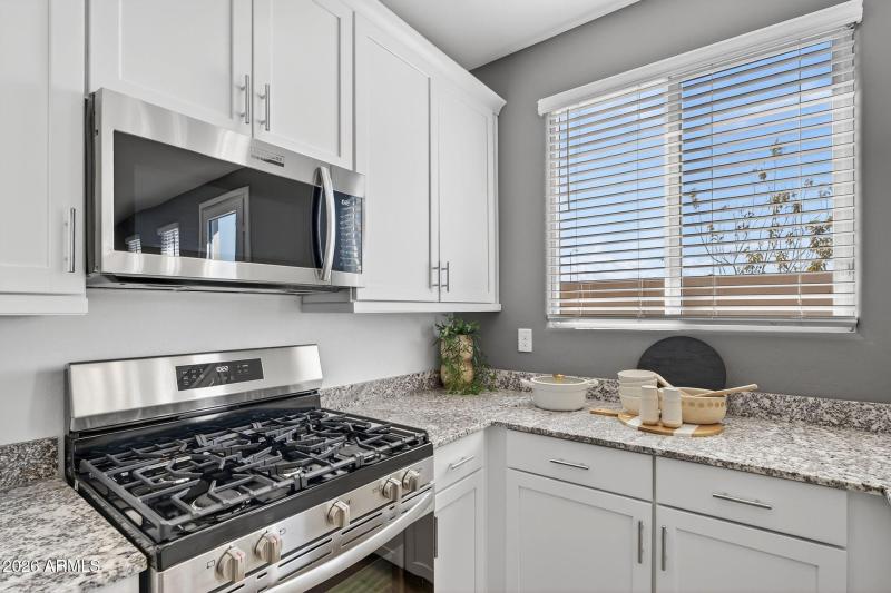 19-web-or-mls-19-web-or-mls-79S 83rd Cir