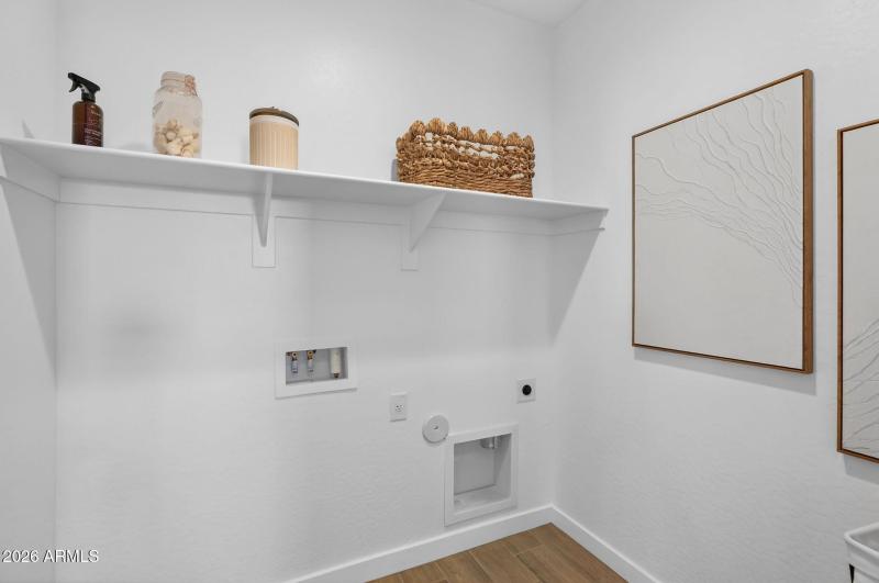 42-web-or-mls-42-web-or-mls-66S 83rd Cir