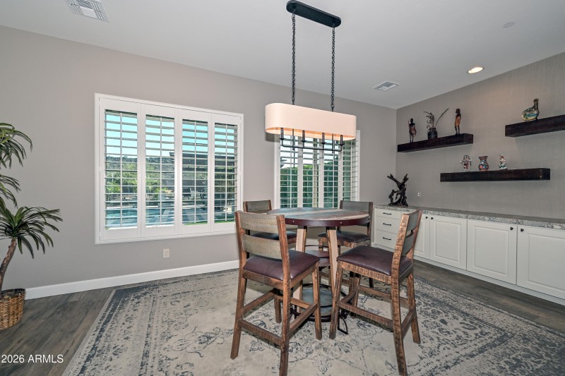 Breakfast Room-Buffet