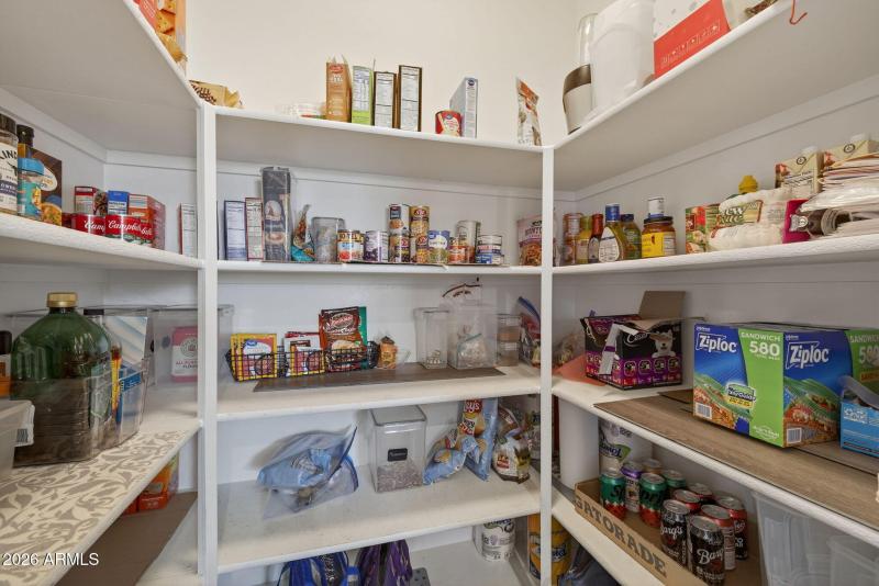 Walk-in Pantry