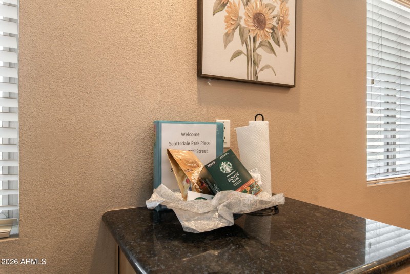 6-web-or-mls-4354-n-82nd-st-223