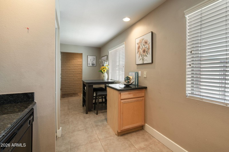 9-web-or-mls-4354-n-82nd-st-223