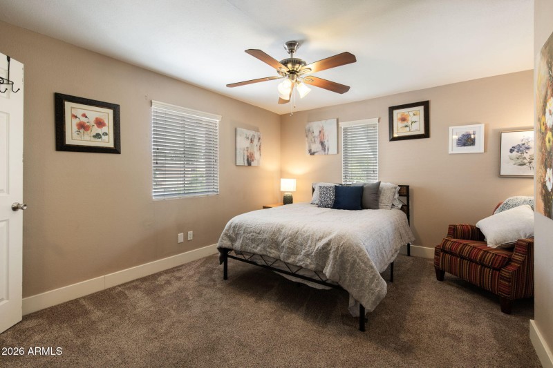 14-web-or-mls-4354-n-82nd-st-223