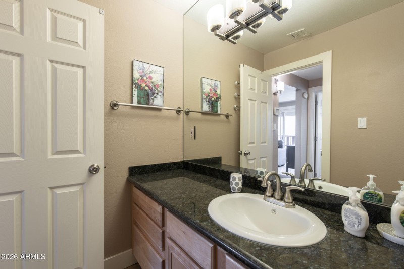 17-web-or-mls-4354-n-82nd-st-223