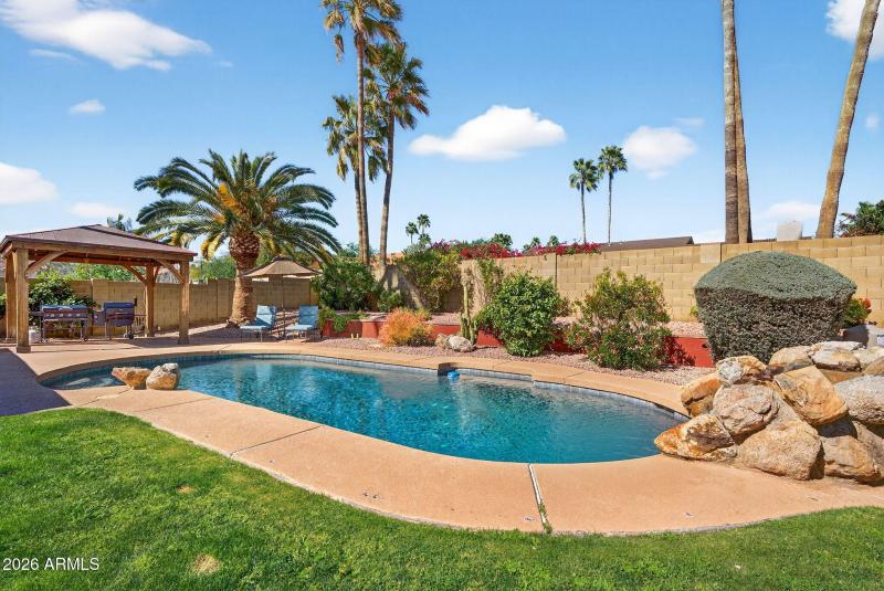 48-web-or-mls-82E Beck Ln